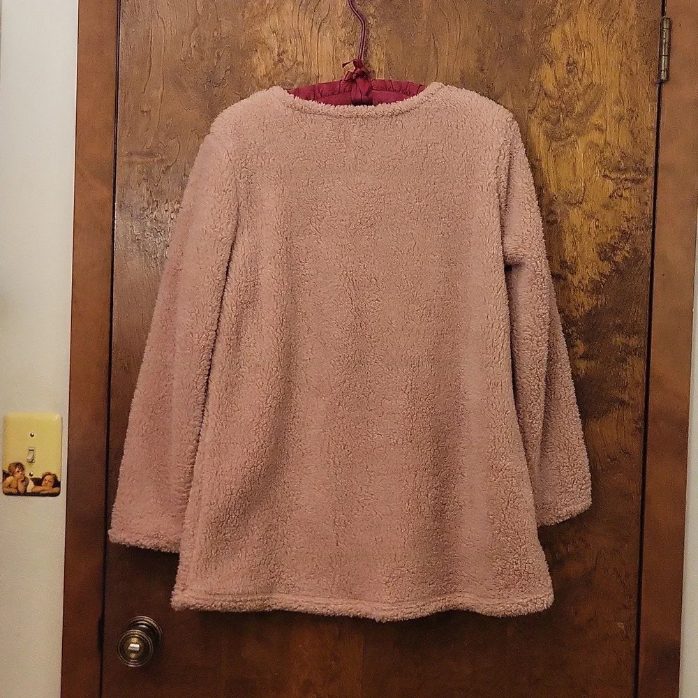 Oversized sherpalike pullover top M NWOT - Picture 4 of 7